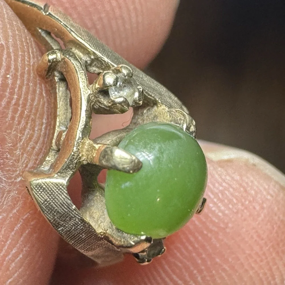 Vintage Yellow Gold Jade Cabochon Ring 10K Solid 2.62 Grams Size 7.25